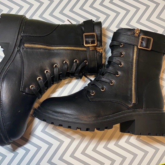 Catherine Malandrino Shoes - Solid black combat shoes size 8